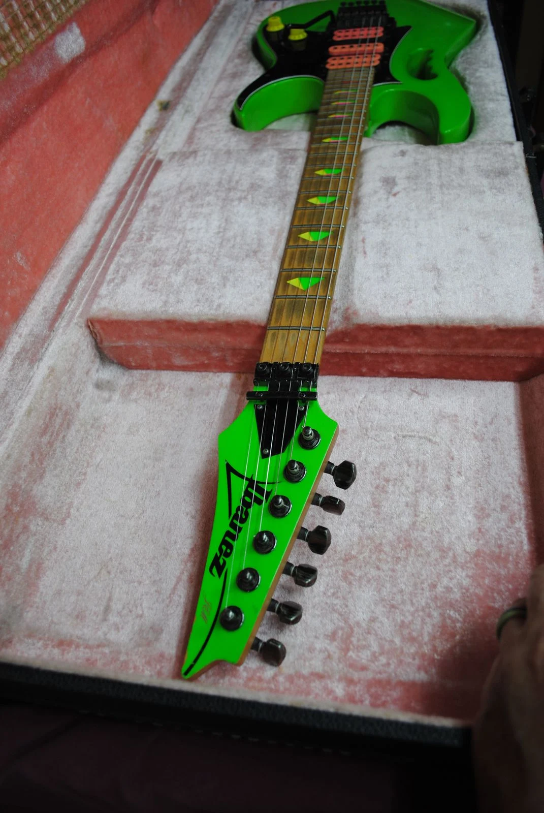 Green Jem #116 — archive photograph 16