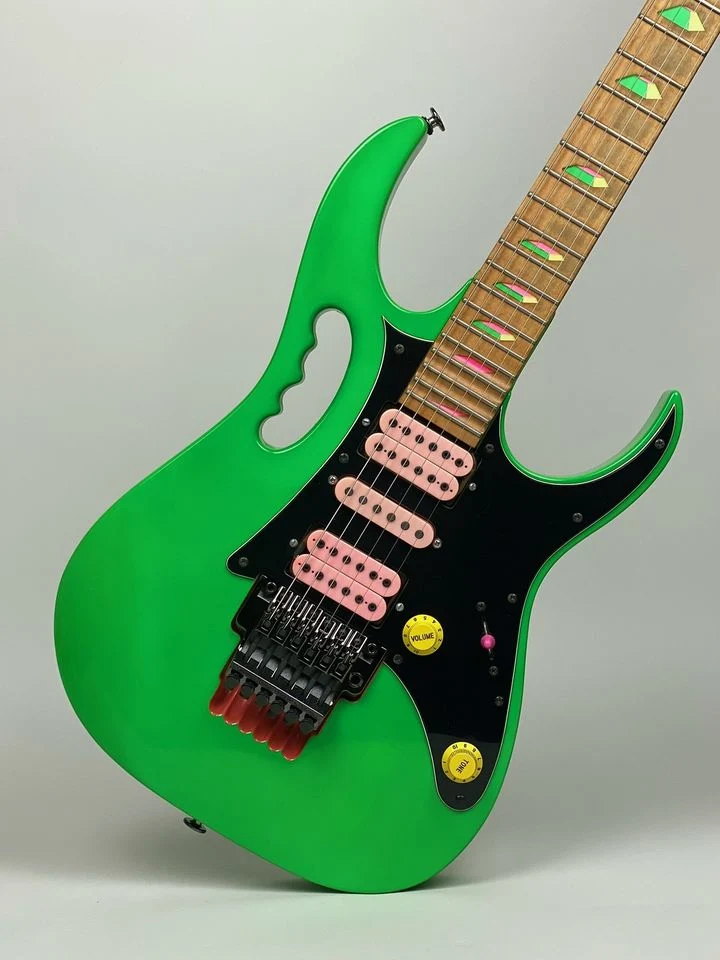 Green Jem #153 — archive photograph 1