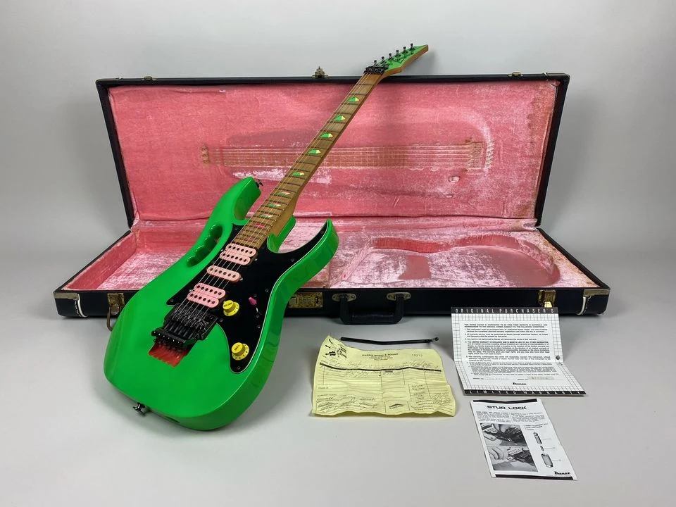 Green Jem #153 — archive photograph 5