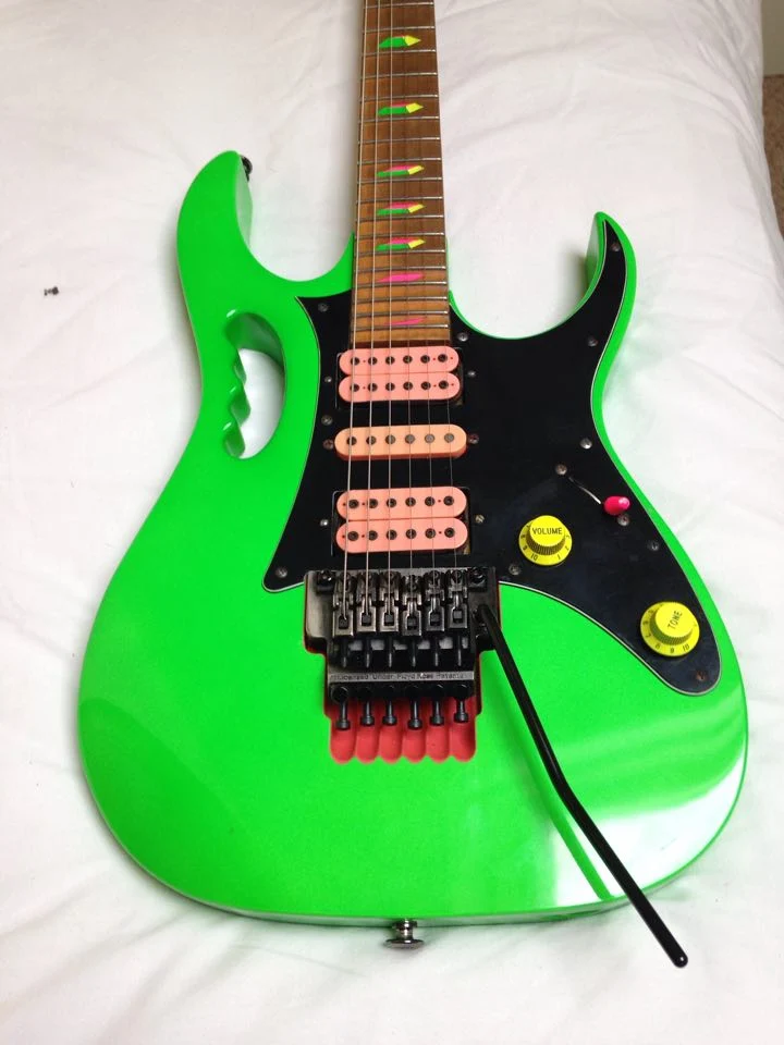 Green Jem #174 — archive photograph 4