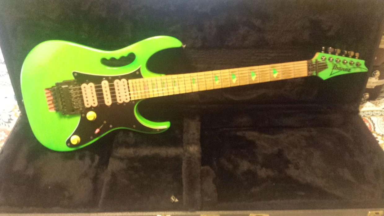 Green Jem #194 — archive photograph 1