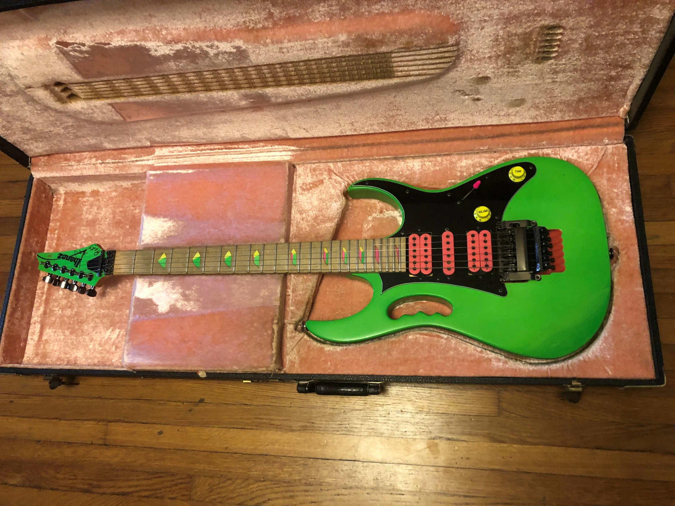 Green Jem #198 — archive photograph 5
