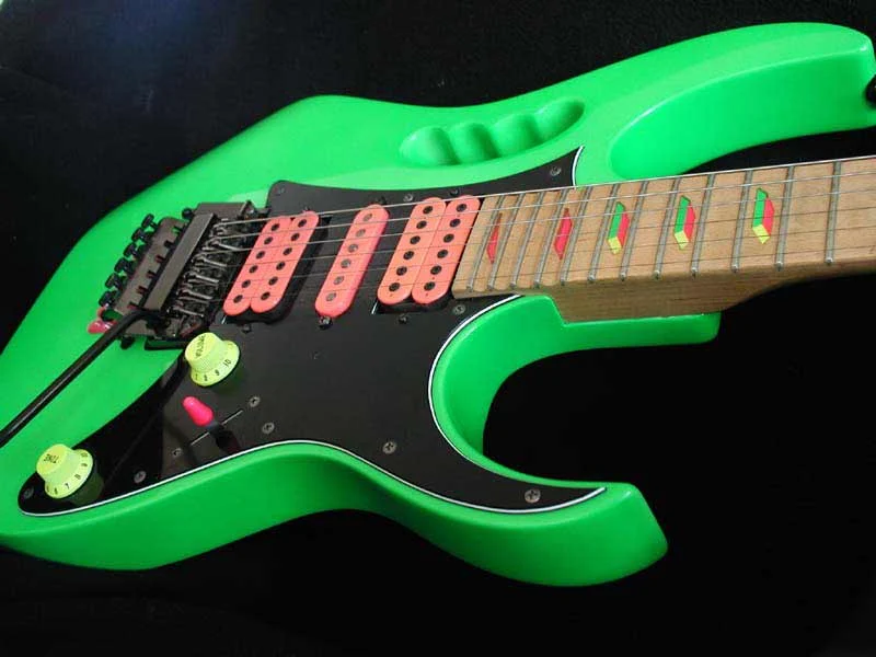 Green Jem #201 — archive photograph 3
