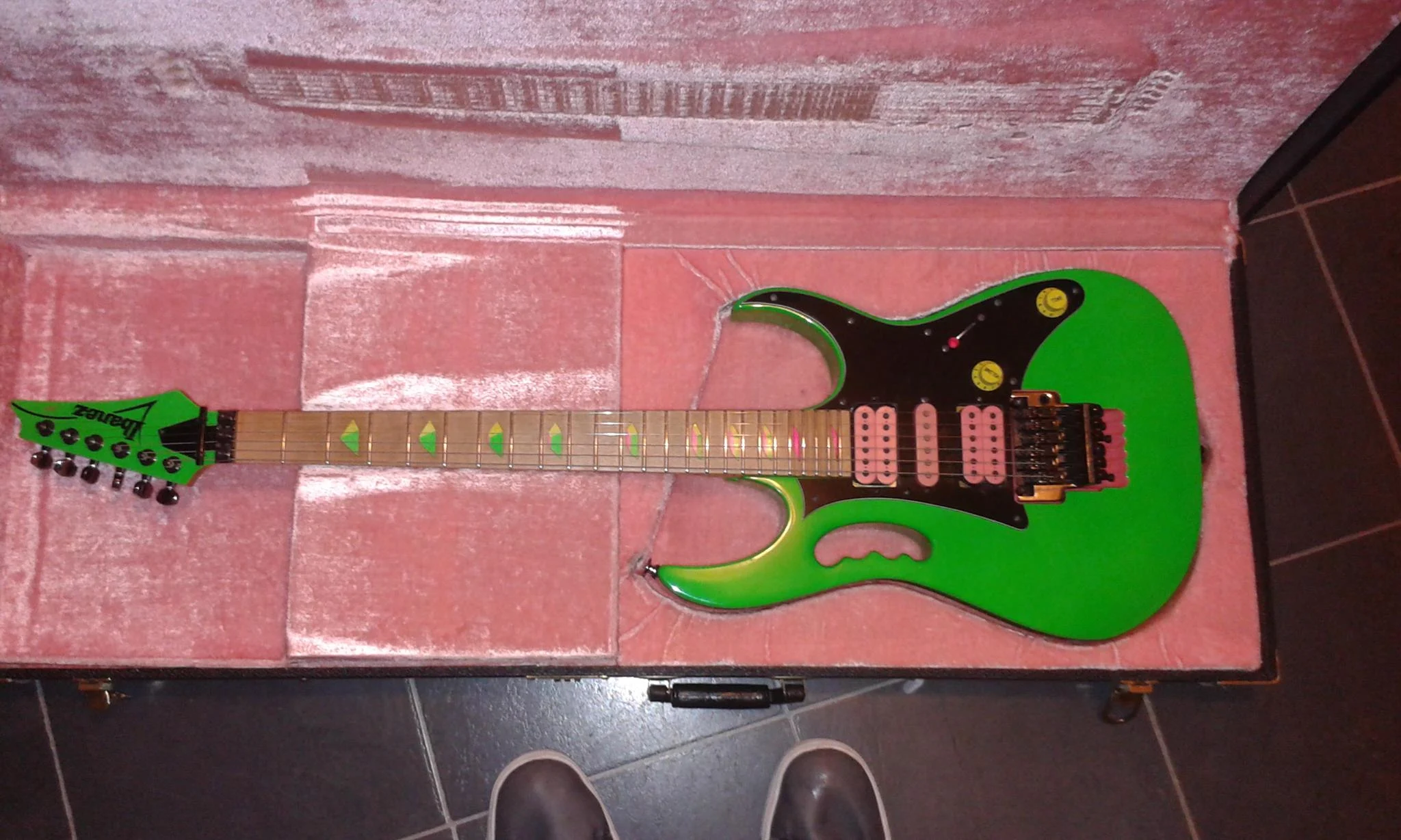 Green Jem #203 — archive photograph 5