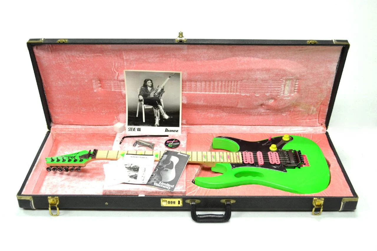 Green Jem #209 — archive photograph 2