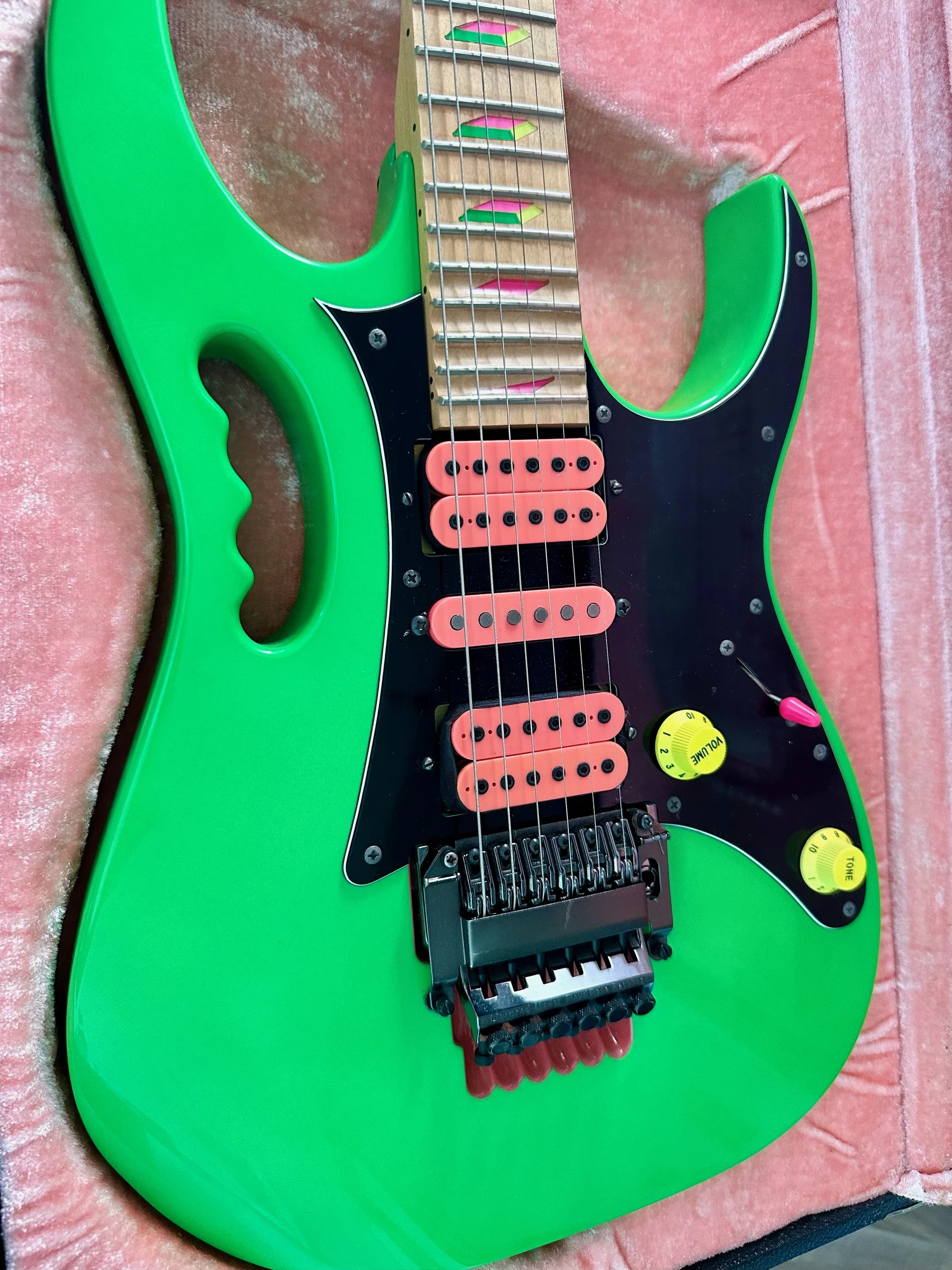 Green Jem #212 — archive photograph 2