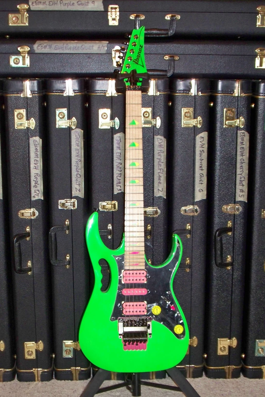 Green Jem #223 — archive photograph 3
