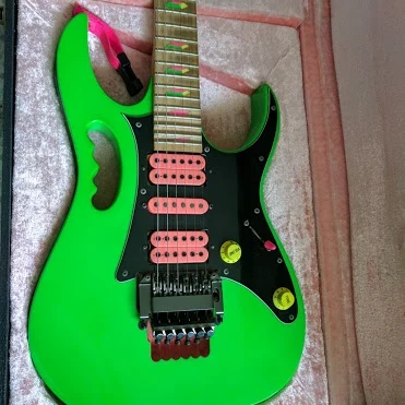 Green Jem #22 — archive photograph 14