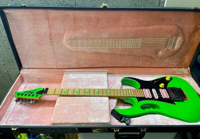 Green Jem #236 — archive photograph 5