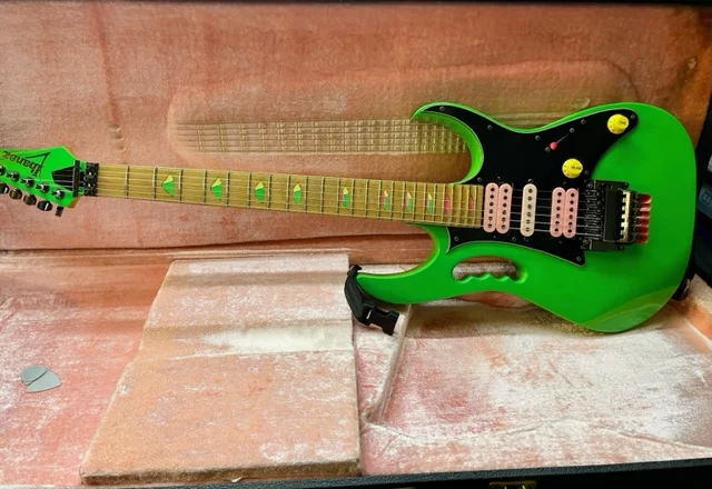 Green Jem #236 — archive photograph 10