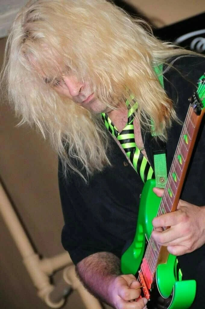 Green Jem #249 — archive photograph 9