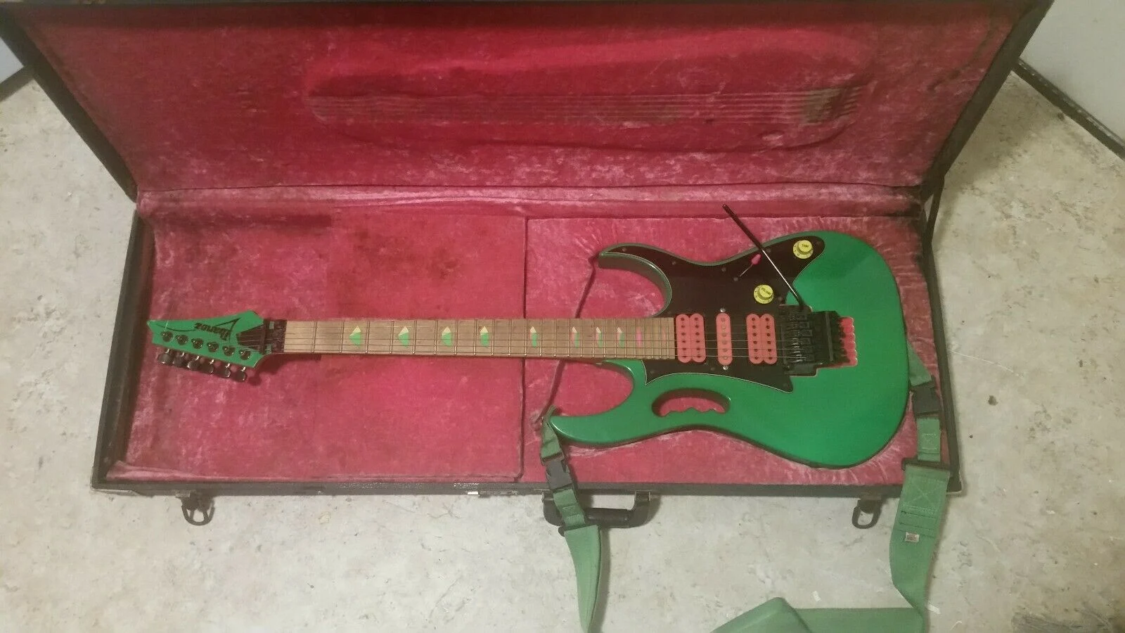 Green Jem #249 — archive photograph 12