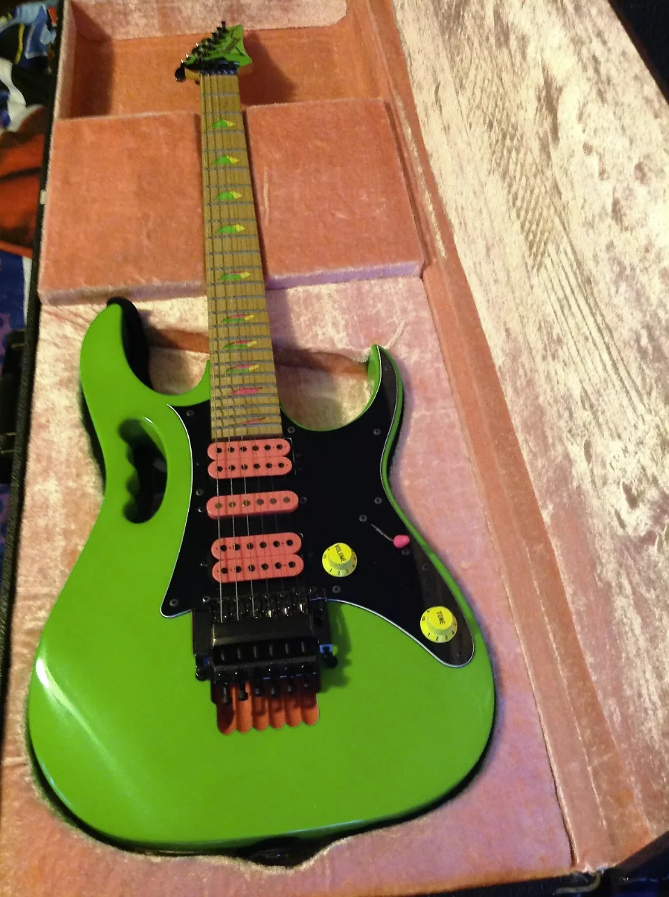 Green Jem #252 — archive photograph 1