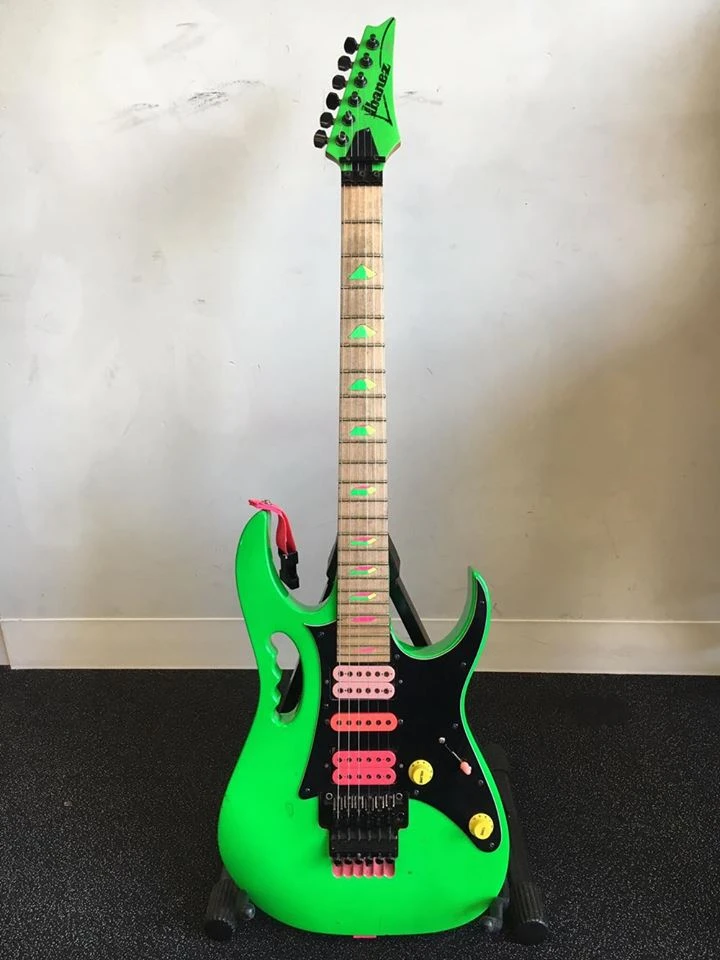 Green Jem #253 — archive photograph 1