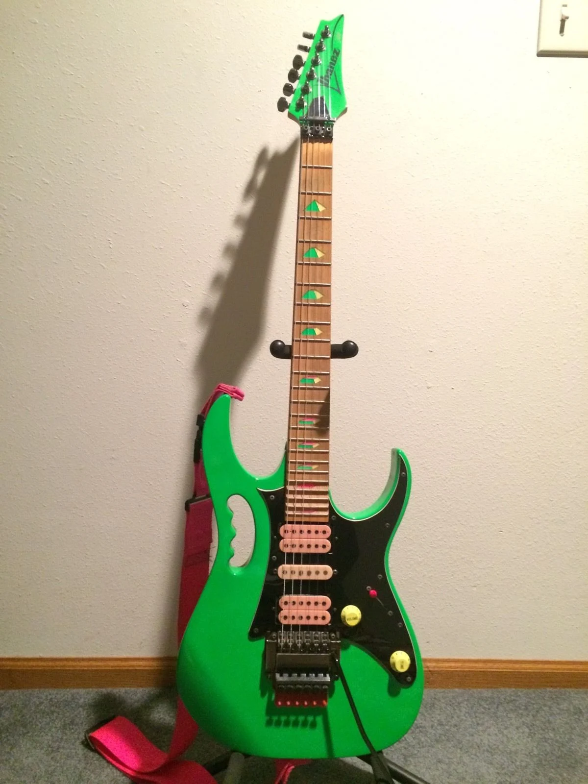 Green Jem #273 — archive photograph 9