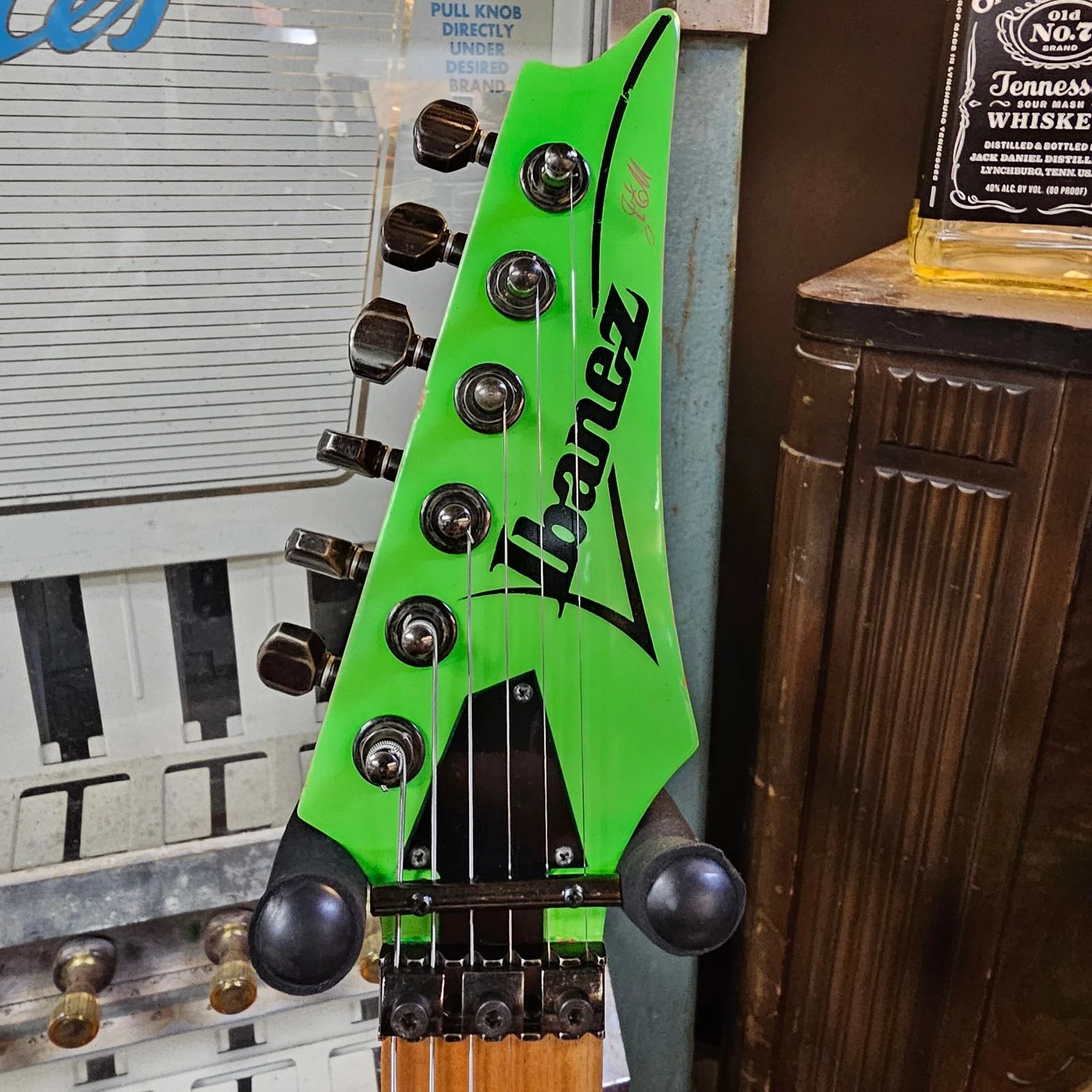 Green Jem #277 — archive photograph 12