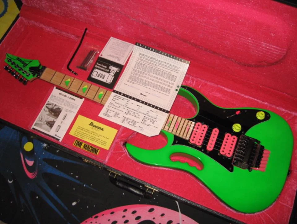 Green Jem #299 — archive photograph 8