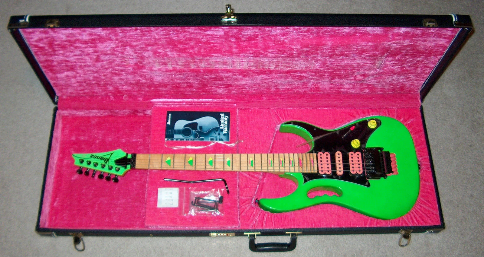 Green Jem #326 — archive photograph 3