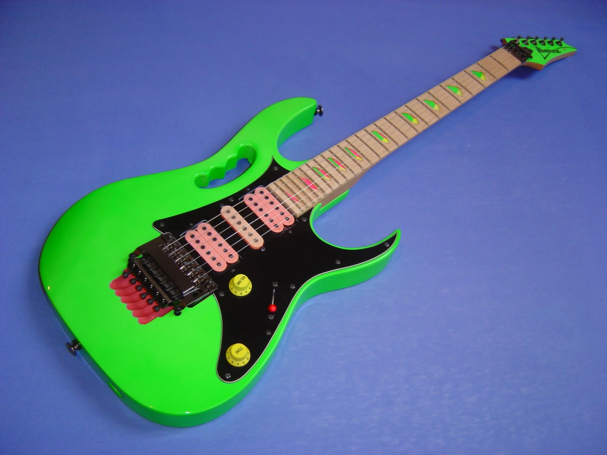 Green Jem #334 — archive photograph 4