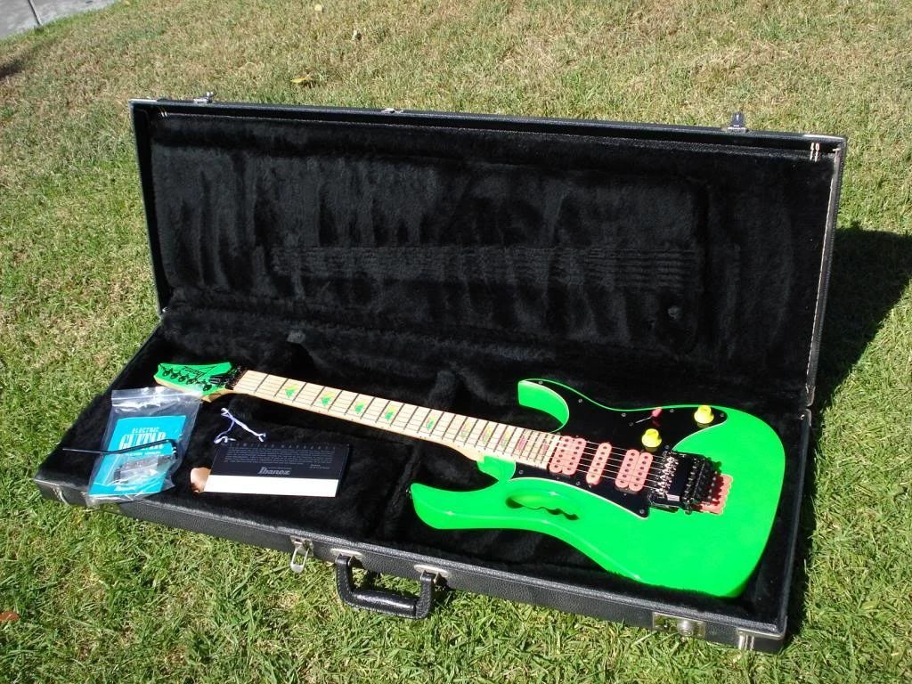 Green Jem #341 — archive photograph 6