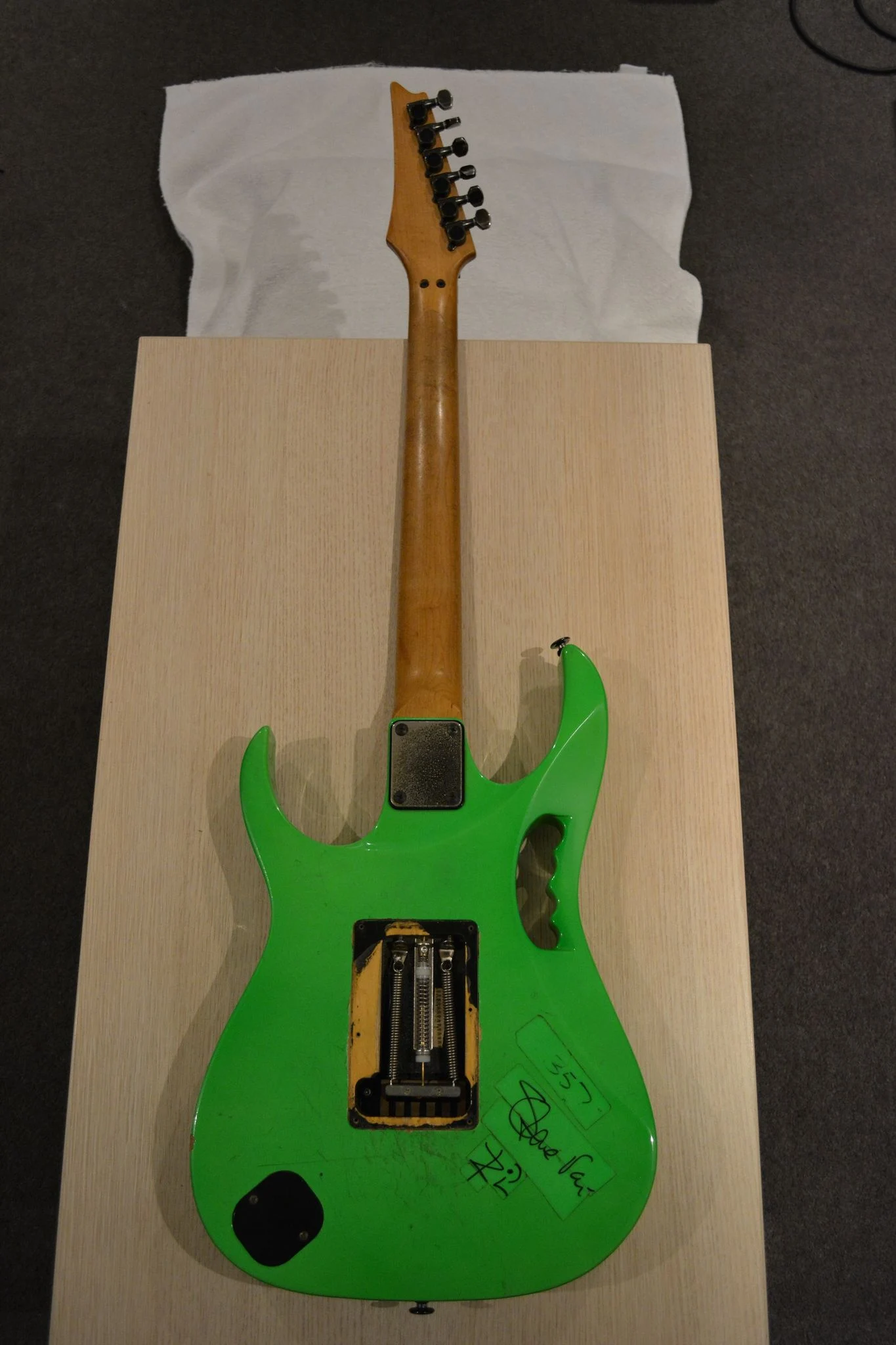 Green Jem #357 — archive photograph 5