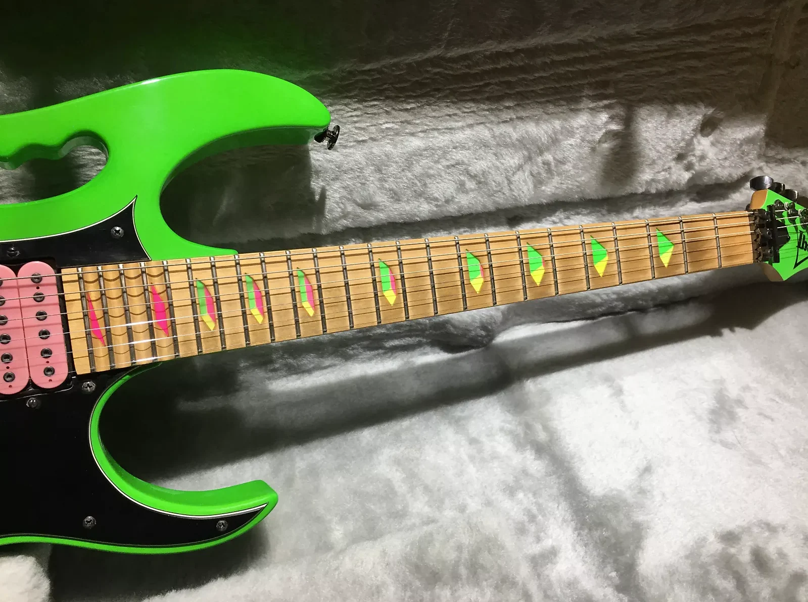 Green Jem #383 — archive photograph 6