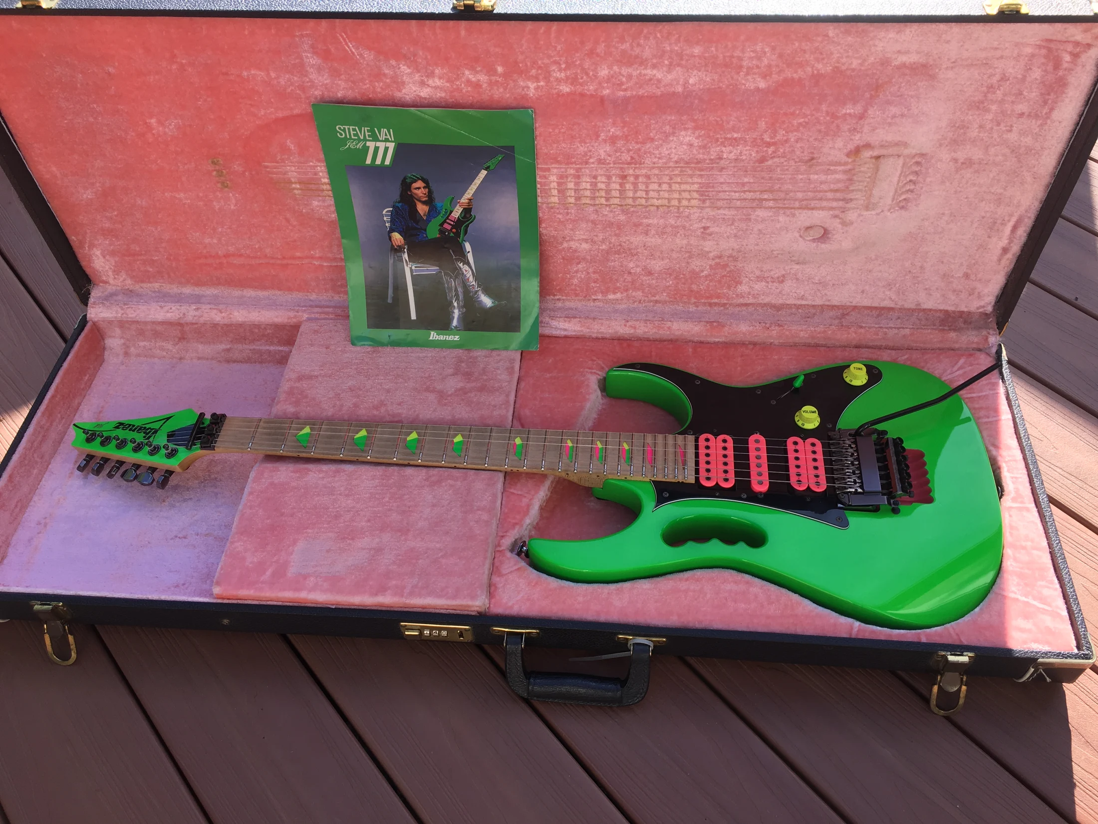 Green Jem #39 — archive photograph 3