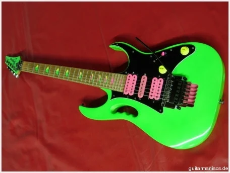 Green Jem #403 — archive photograph 1