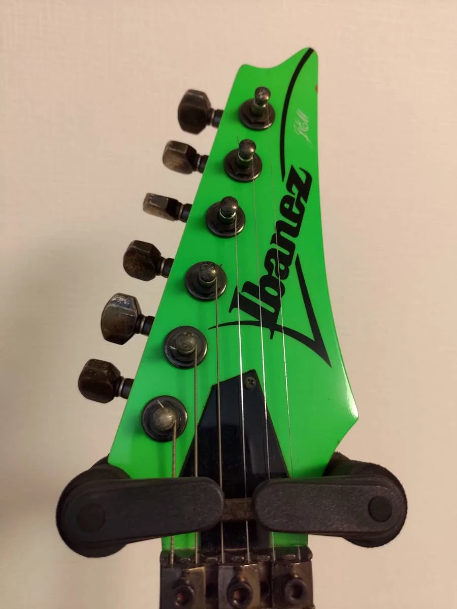 Green Jem #476 — archive photograph 8