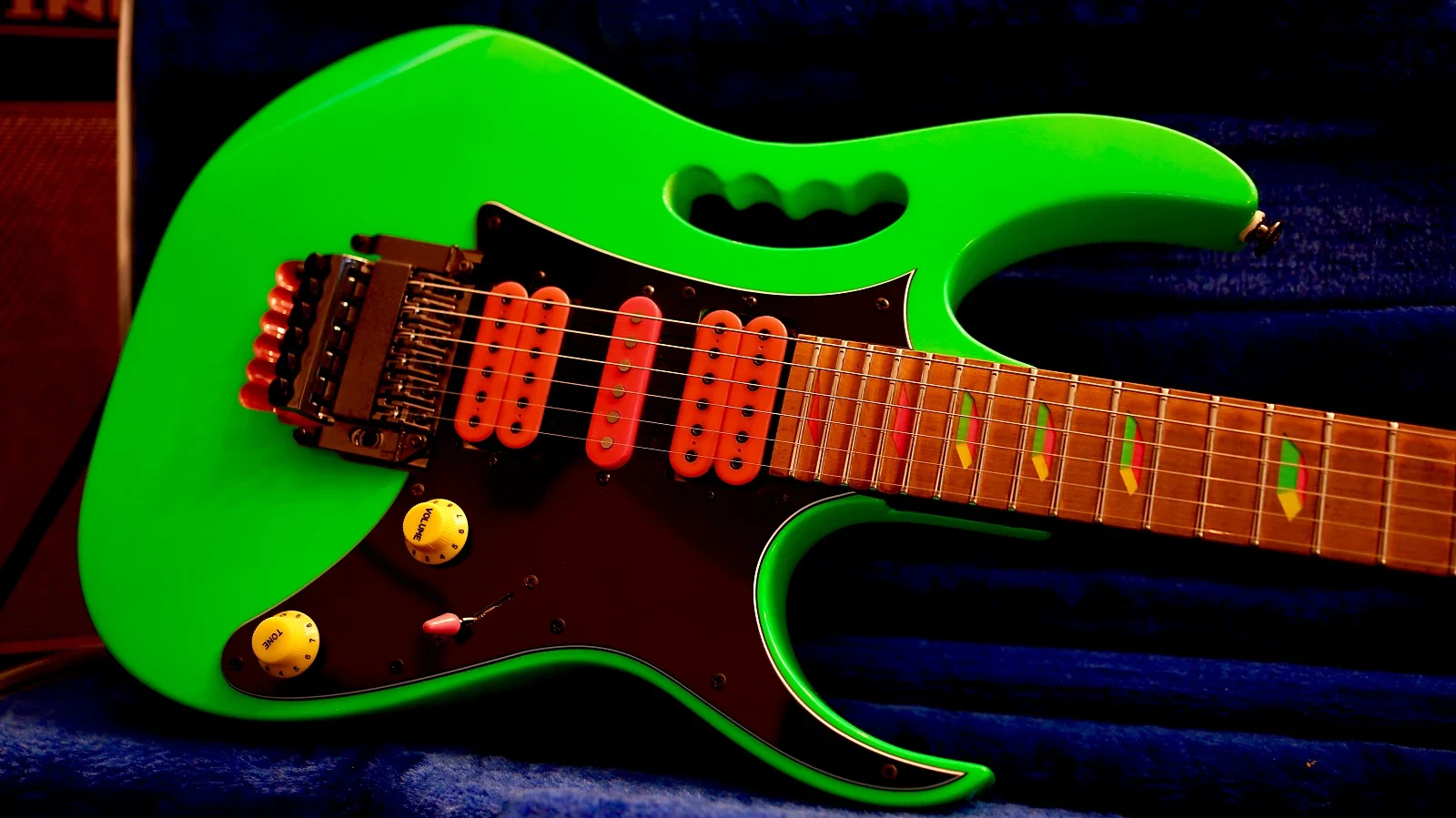 Green Jem #476 — archive photograph 15