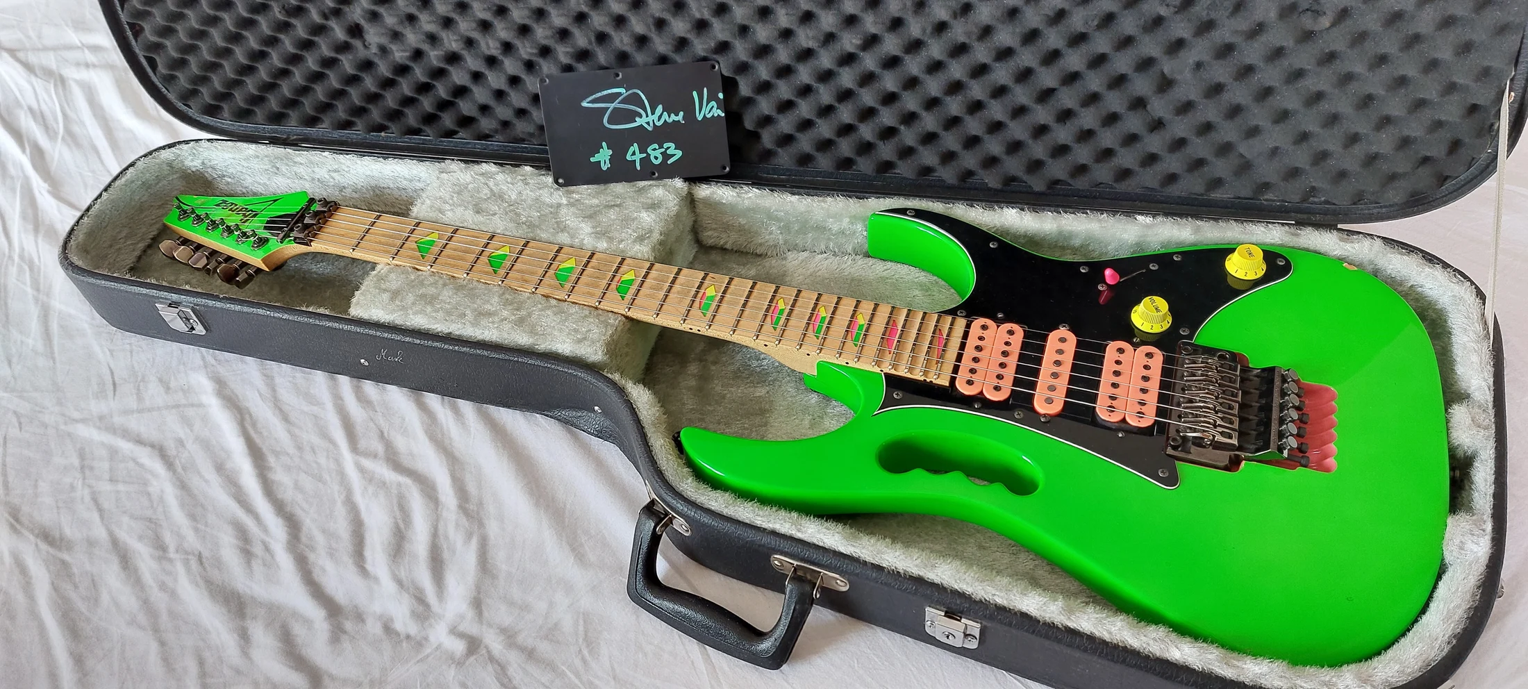 Green Jem #483 — archive photograph 1
