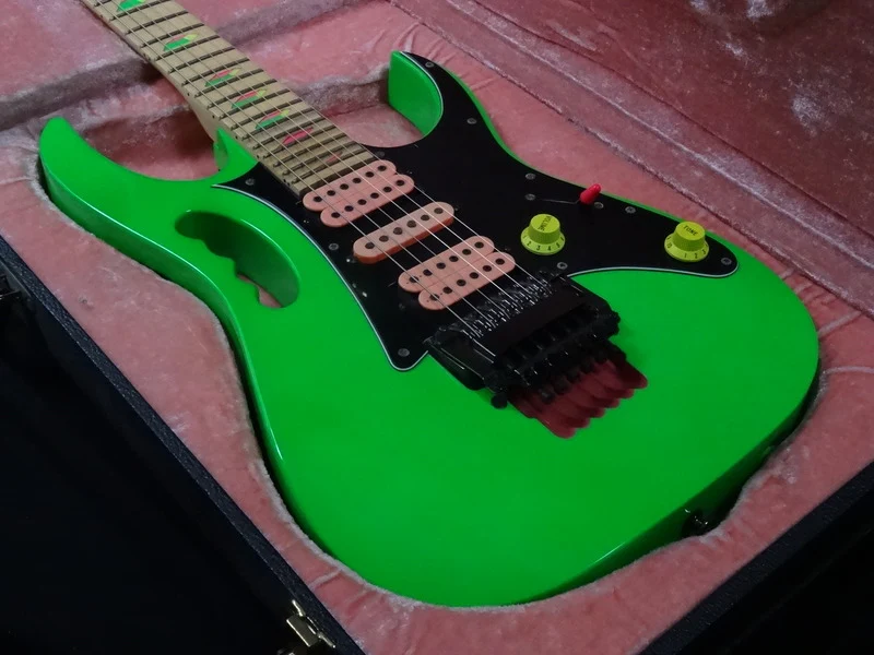 Green Jem #532 — archive photograph 9