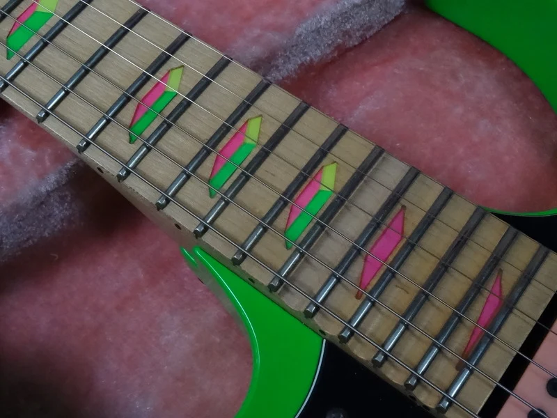 Green Jem #532 — archive photograph 12