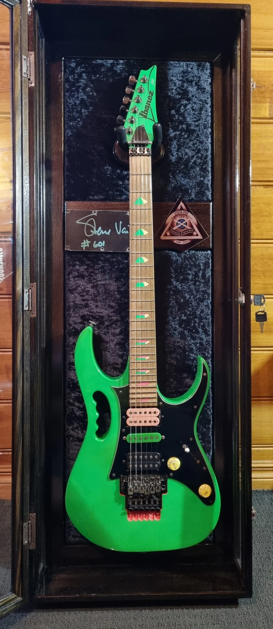 Green Jem #601 — archive photograph 2