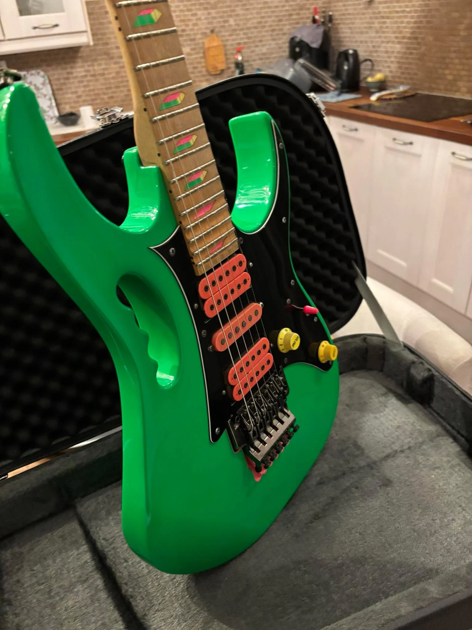 Green Jem #656 — archive photograph 1