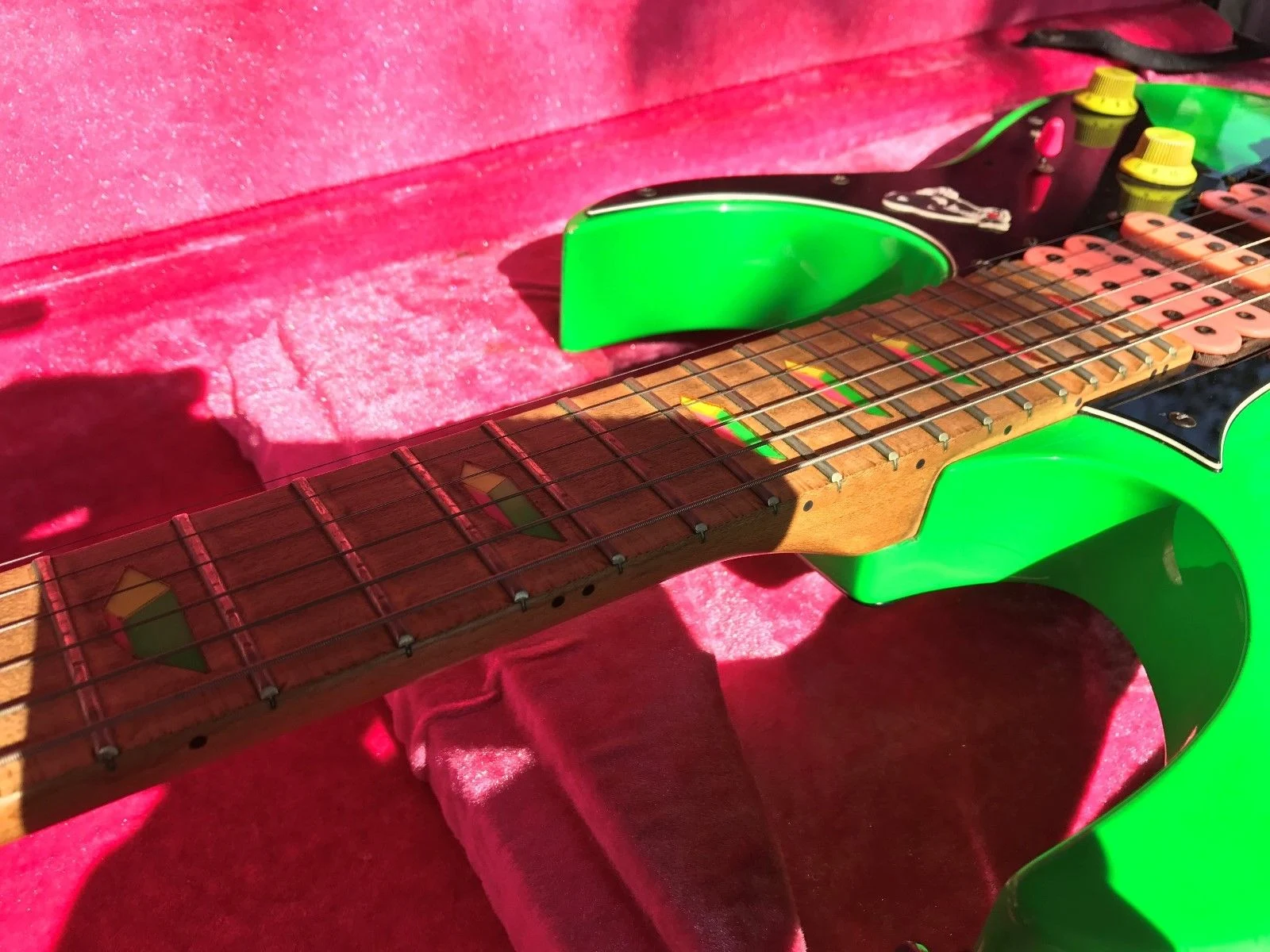Green Jem #759 — archive photograph 3