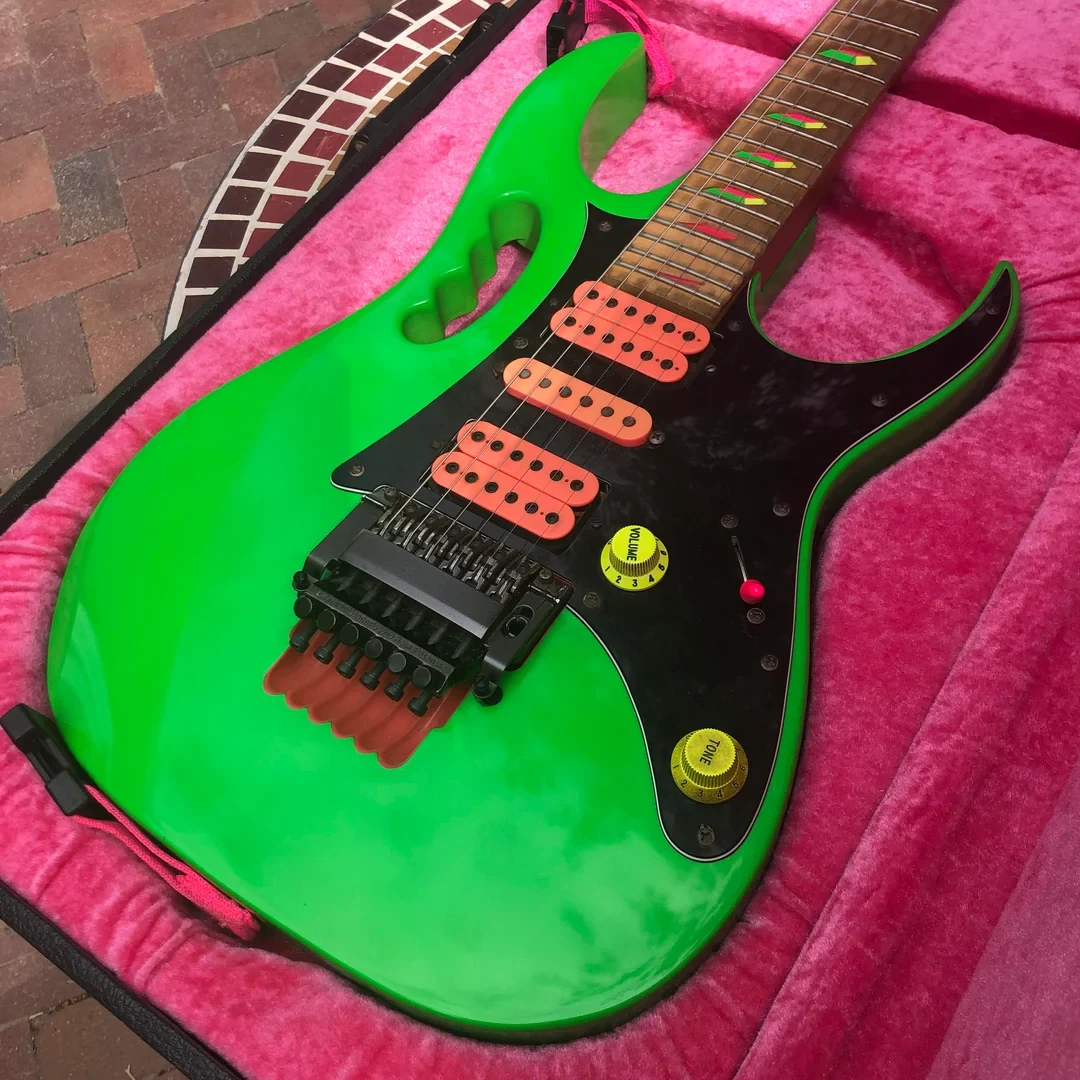 Green Jem #769 — archive photograph 5