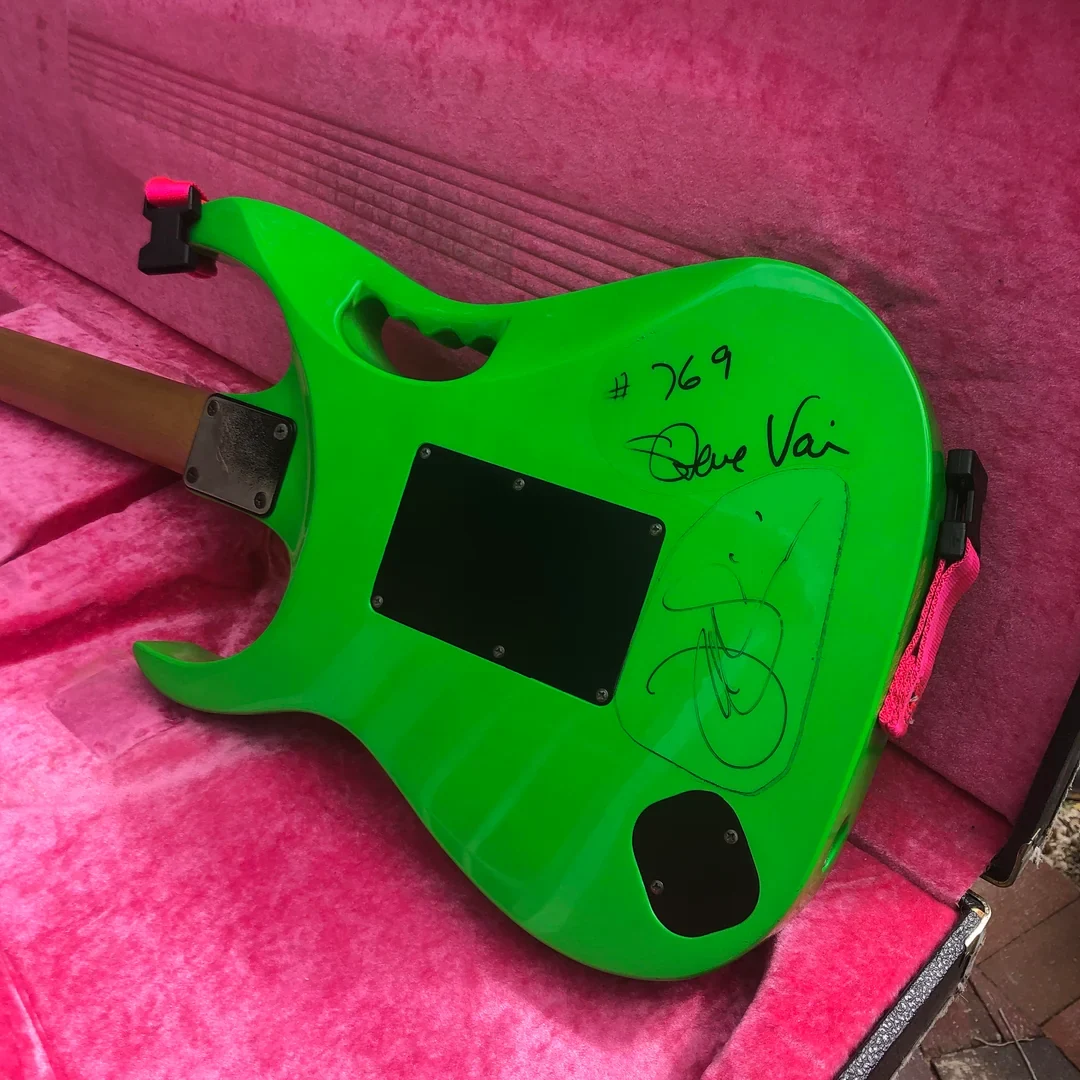 Green Jem #769 — archive photograph 6