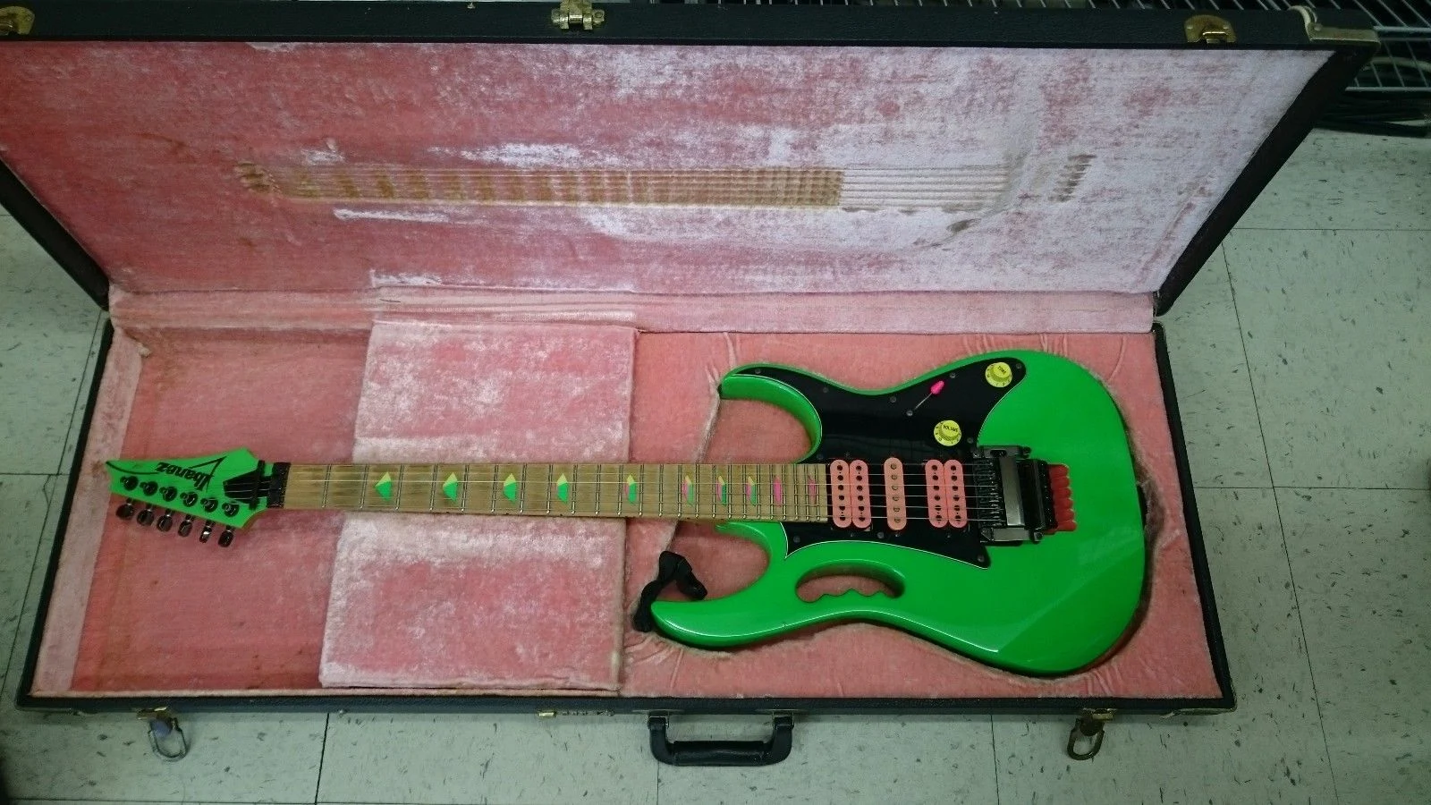 Green Jem Unknown B — archive photograph 3